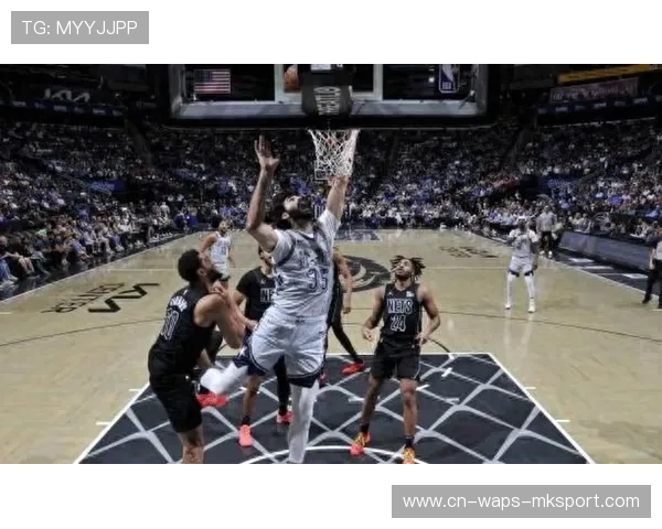 篮网外线突然爆发，三分连中打停对手，篮网内线问题